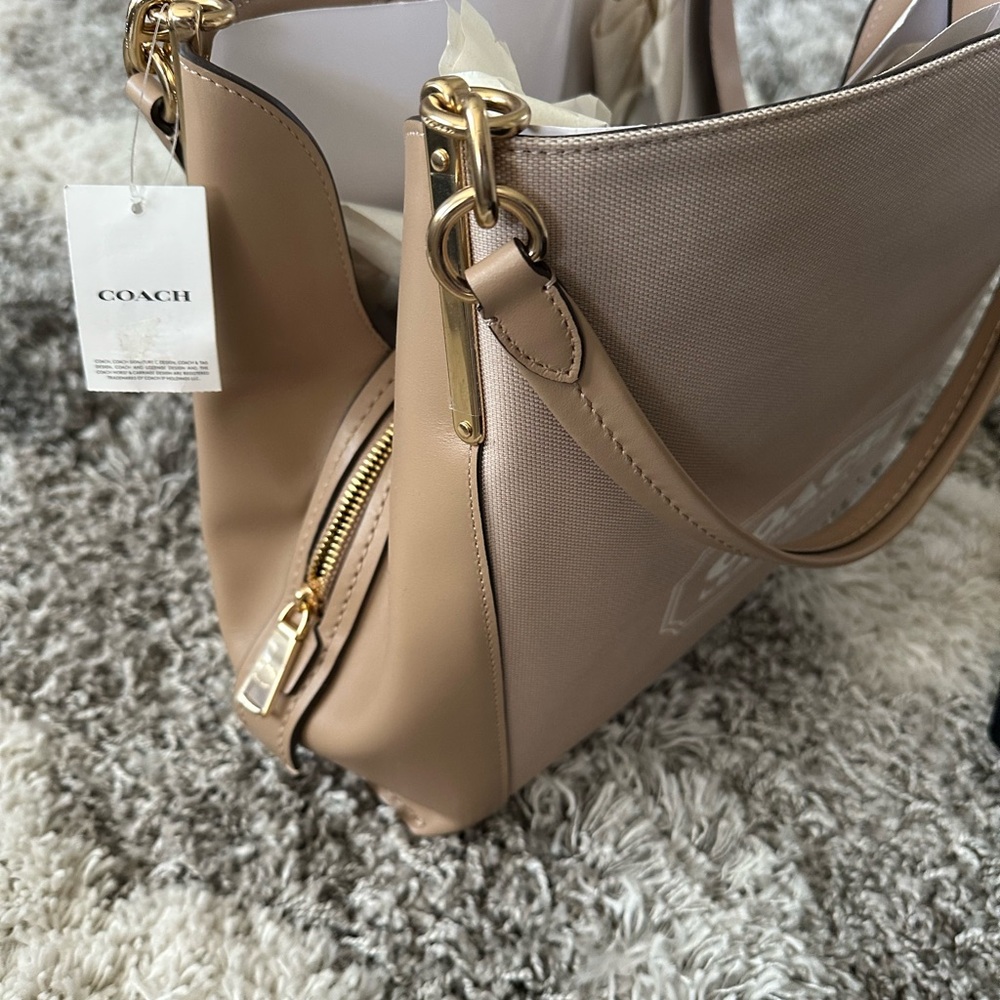 Coach Handbag - Picture 7 of 7